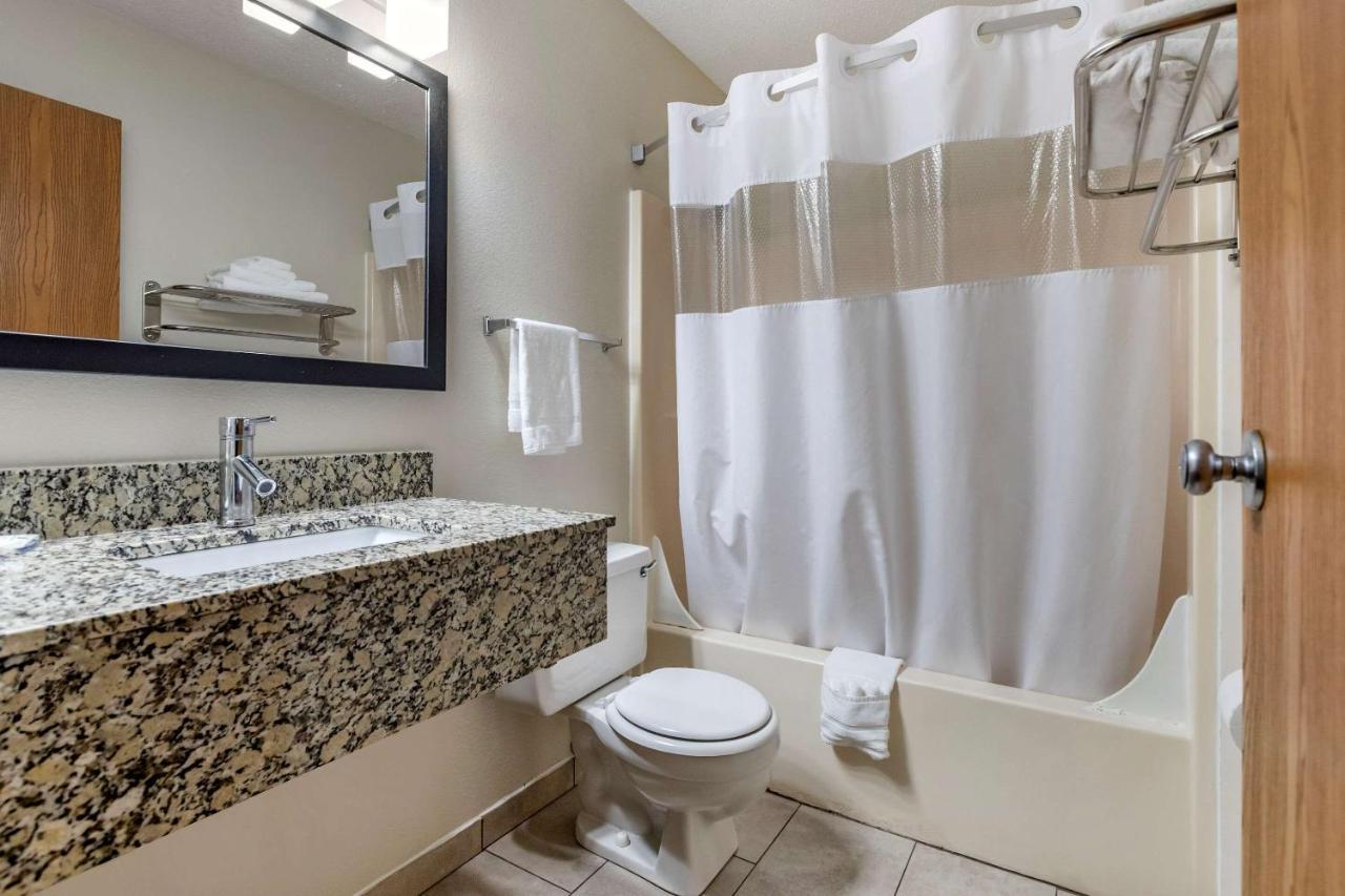 Quality Inn Creston Exterior photo